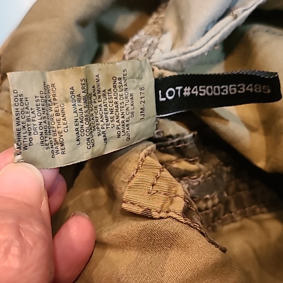 Jeans By Buffalo Camo Cargo Shorts Size 28 - Picture 5 of 13